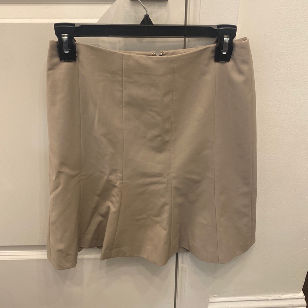 Ann Taylor Cream Skirt Size 2Petite